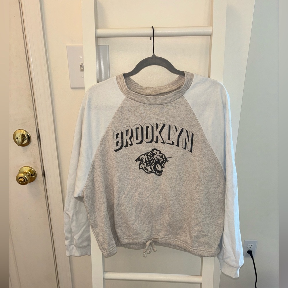 American Eagle Tie Front Crew